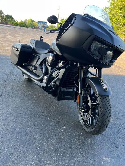2024 Indian Motorcycle Challenger Dark Horse® with PowerBand Audio Pac