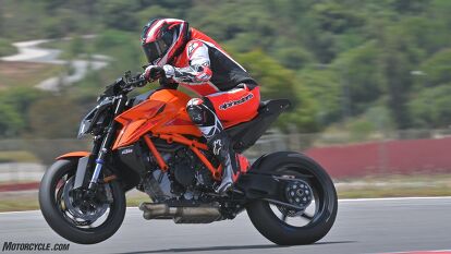 2024 ktm 1390 super duke r evo review track test