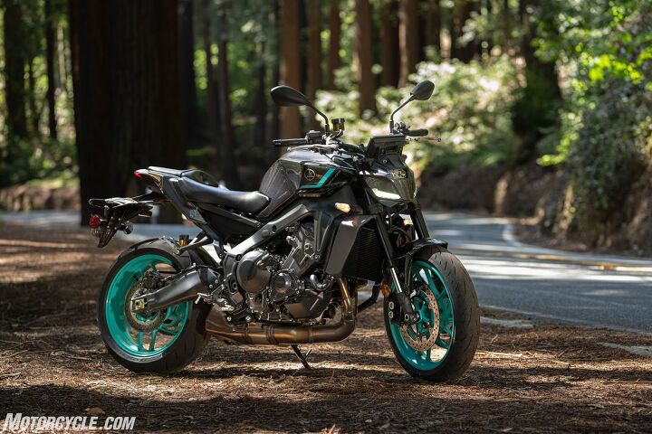 A familiar outline, you’ll recognize the 2024 MT-09 if you’re familiar with the older models. But look closer and you’ll notice the differences.