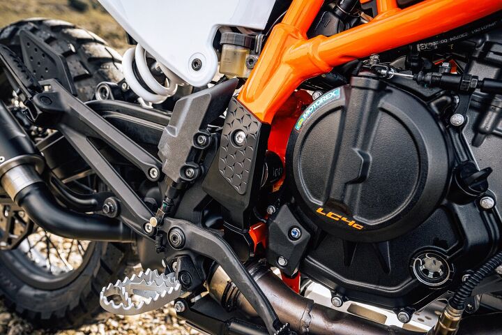 2025 ktm 390 enduro r first look