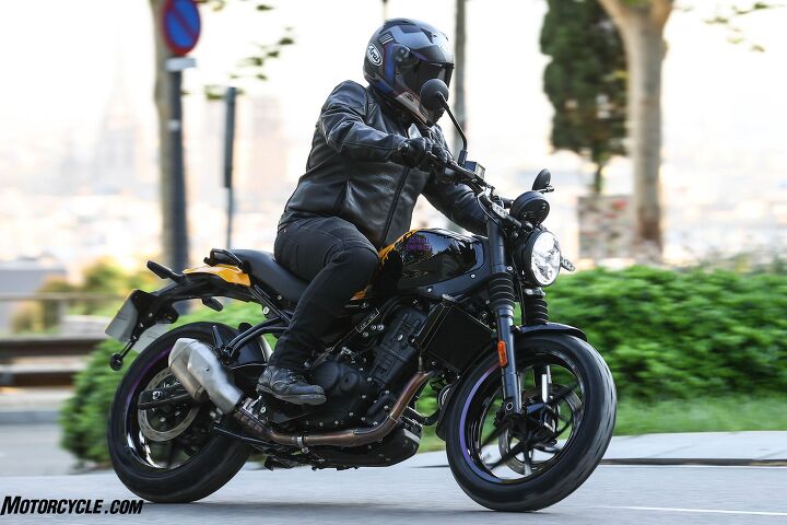 Although the Sherpa should be returning some decent mpgeez, the beautifully sculpted 2.9-gallon fuel tank doesn’t hold much petrol.