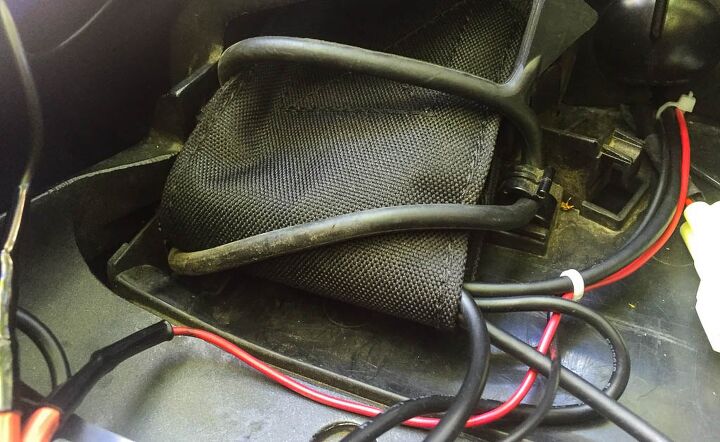 mo tested innovv k1 motorcycle camera review, The pouch keeps the DVR from rattling around in the space formerly reserved for my R6 s tool kit