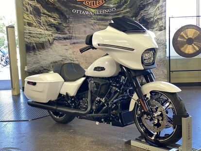2024 Harley-Davidson FLHX - Street Glide