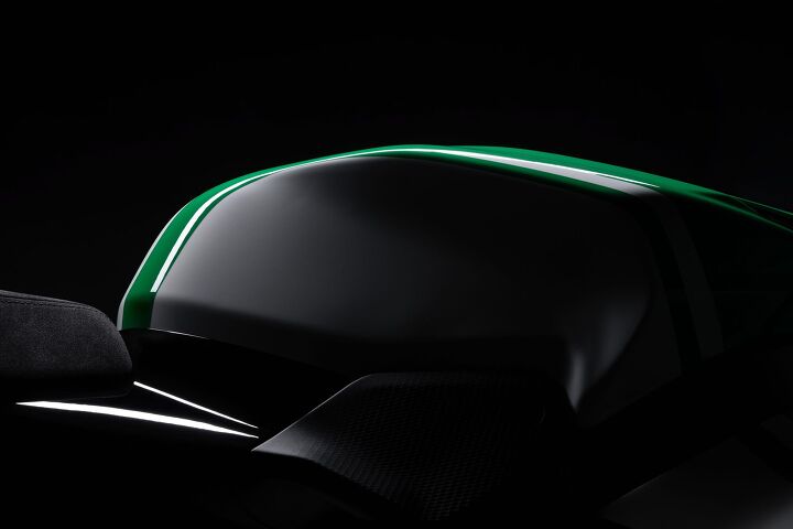 2025 ducati panigale v4 tricolore gallery