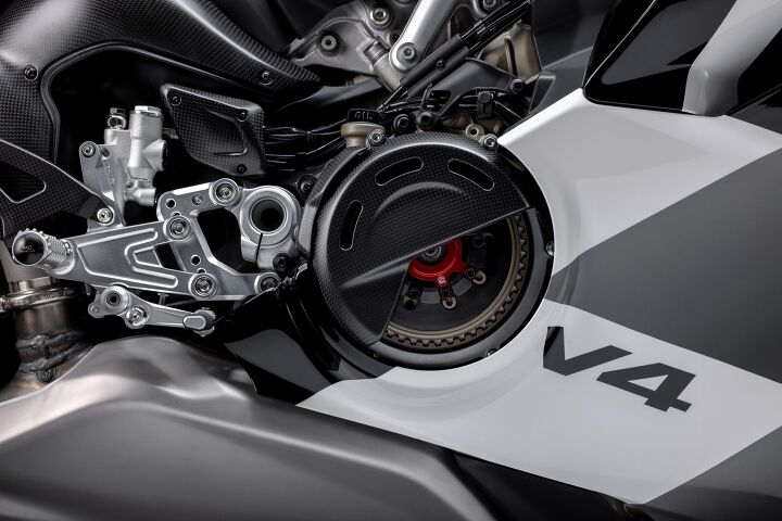2025 ducati panigale v4 tricolore gallery