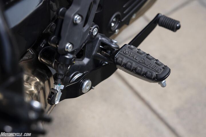 2025 royal enfield guerrilla 450 gallery