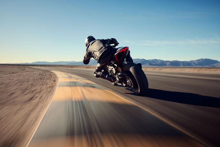 2025 triumph speed triple 1200 rs first look gallery