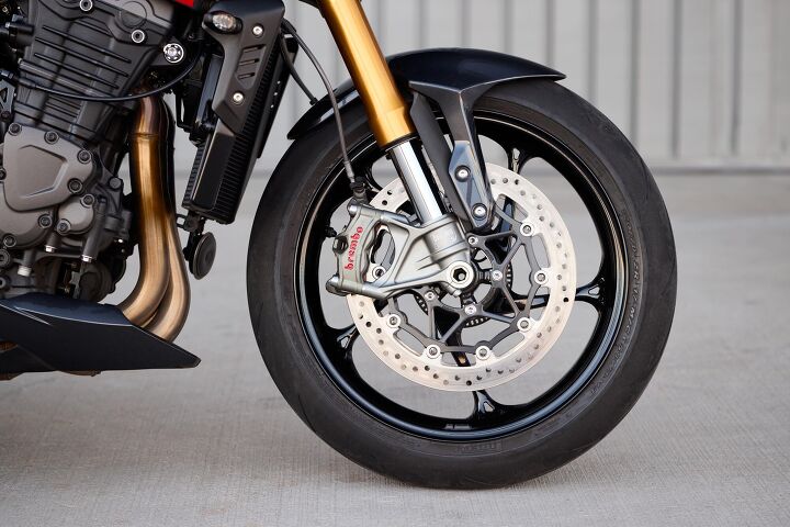 2025 triumph speed triple 1200 rs first look gallery