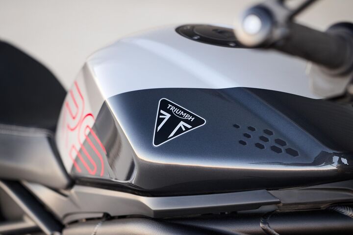 2025 triumph speed triple 1200 rs first look gallery