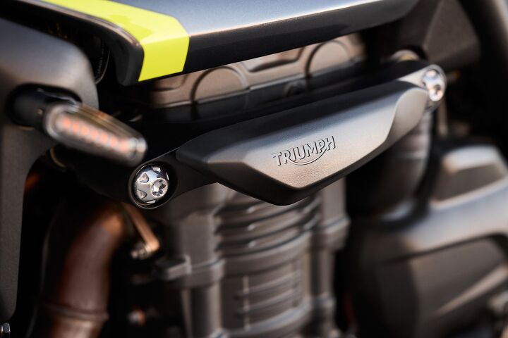 2025 triumph speed triple 1200 rs first look gallery