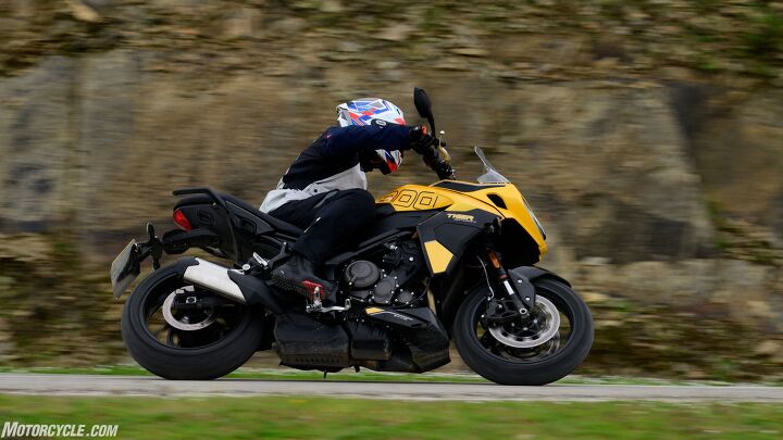 2025 triumph tiger sport 800 review gallery