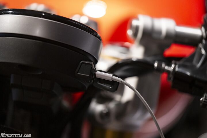 2025 triumph speed twin 1200 and speed twin 1200 rs review gallery