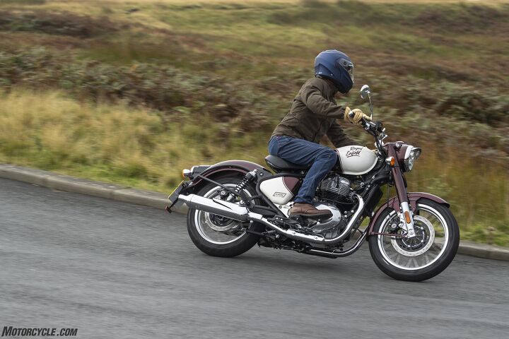 2025 royal enfield classic 650 review gallery