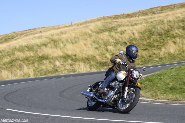 2025 royal enfield classic 650 review gallery