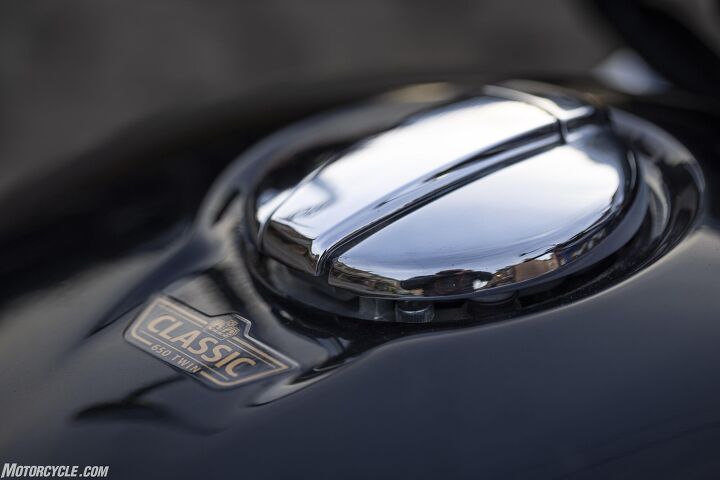 2025 royal enfield classic 650 review gallery