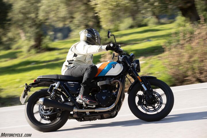 2025 triumph speed twin 900 review gallery