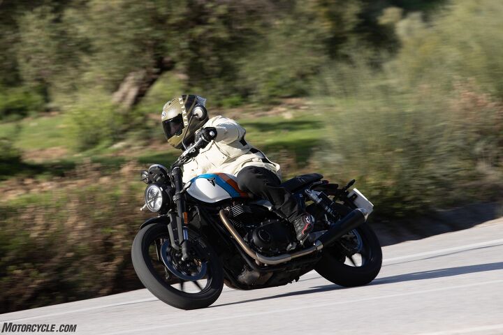 2025 triumph speed twin 900 review gallery