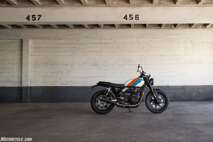 2025 triumph speed twin 900 review gallery