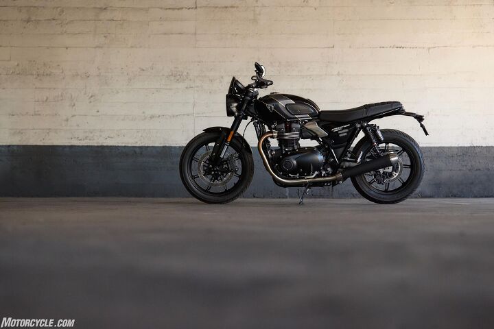 2025 triumph speed twin 900 review gallery