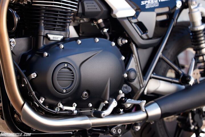 2025 triumph speed twin 900 review gallery