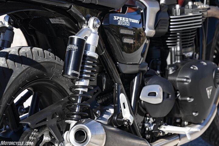 2025 triumph speed twin 900 review gallery