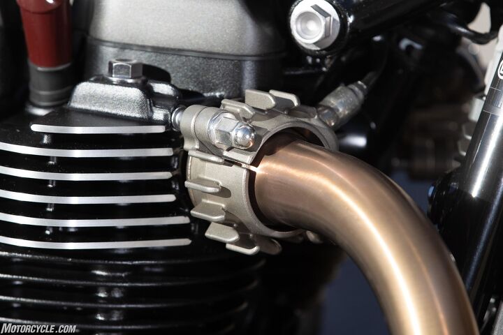 2025 triumph speed twin 900 review gallery