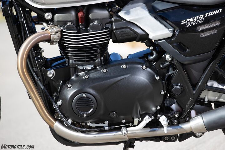 2025 triumph speed twin 900 review gallery