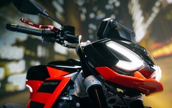 2025 Aprilia Tuono 457 Gallery
