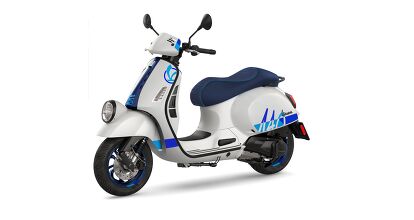 Vespa GTS 300 Limited Edition 140 Years - New, Never Registered